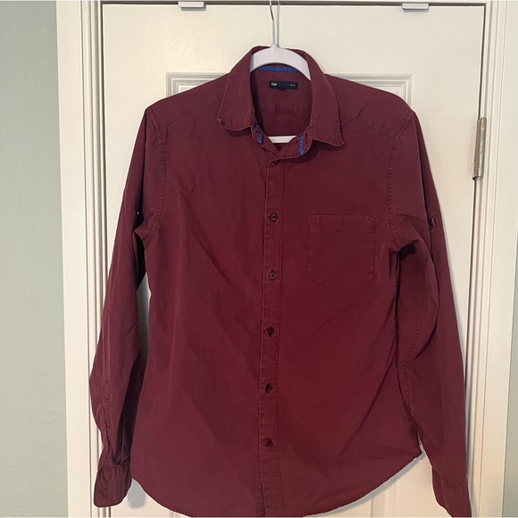 Gap, slim fit button down shirt - Picture 1 of 3